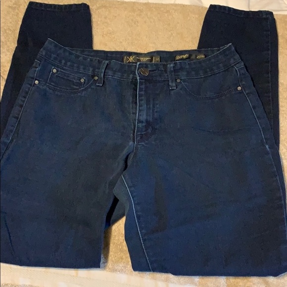 Kardashian Kollection Jegging - Picture 1 of 5